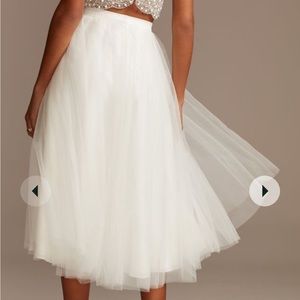 USED DB white skirt